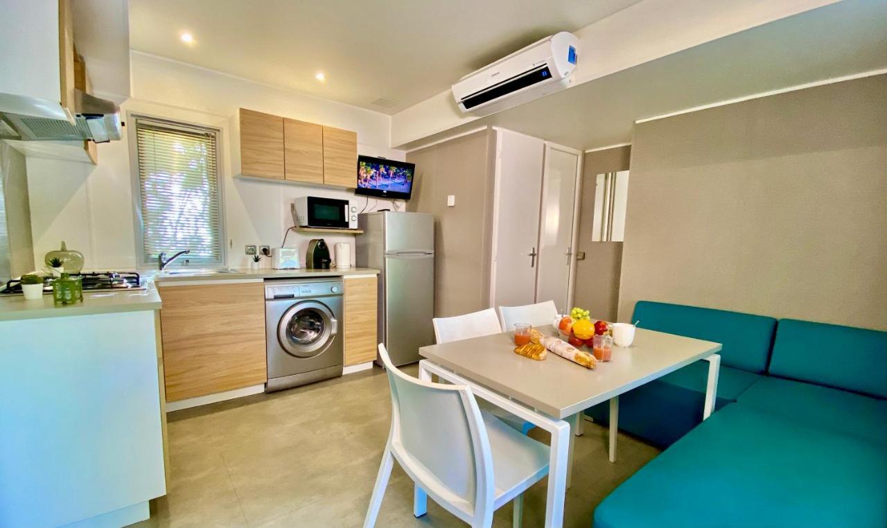 Azur Beach Grimaud Luaran gambar