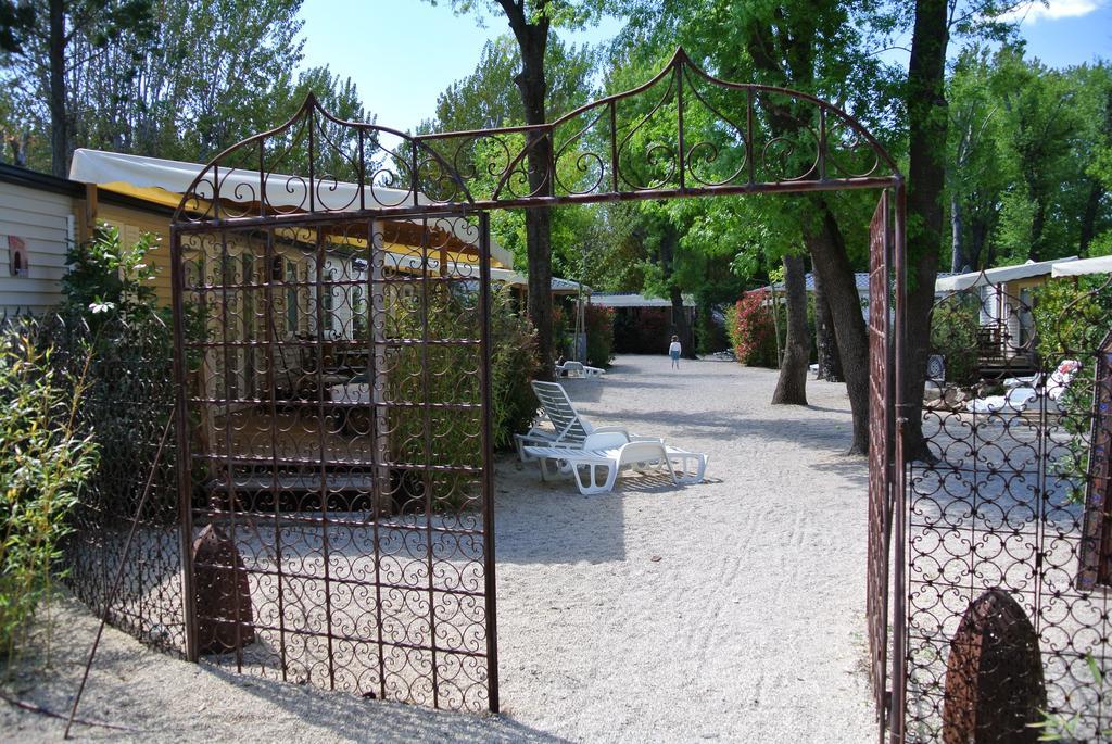 Azur Beach Grimaud Luaran gambar
